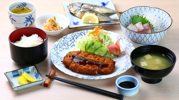 【2食付】ちょっと贅沢に自慢の夕食を召し上がれ♪新鮮刺身が付いた2食付きプラン